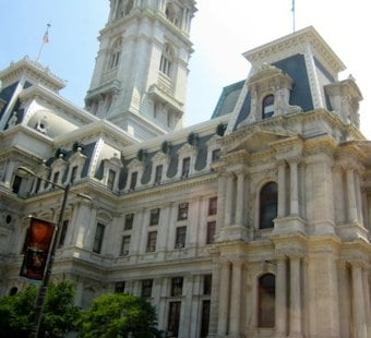 Philadelphia Council Votes Unanimously to Boycott Starbucks Over Stalled Contract