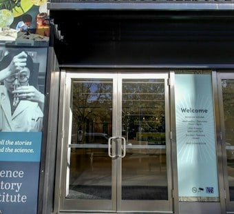 Philadelphia Museum Unveils Permanent Alchemy Gallery Linking Gold-Hunters To Modern Chemistry