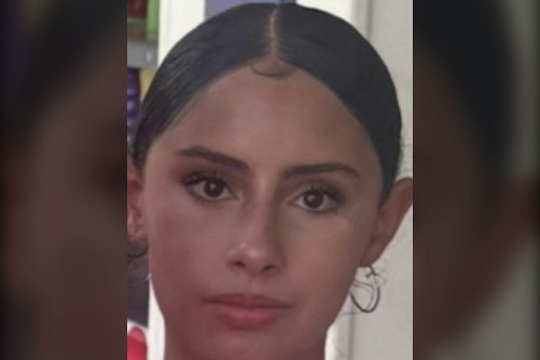 Philadelphia Police Seek Public's Help Finding Missing 14-Year-Old Zaria Castro
