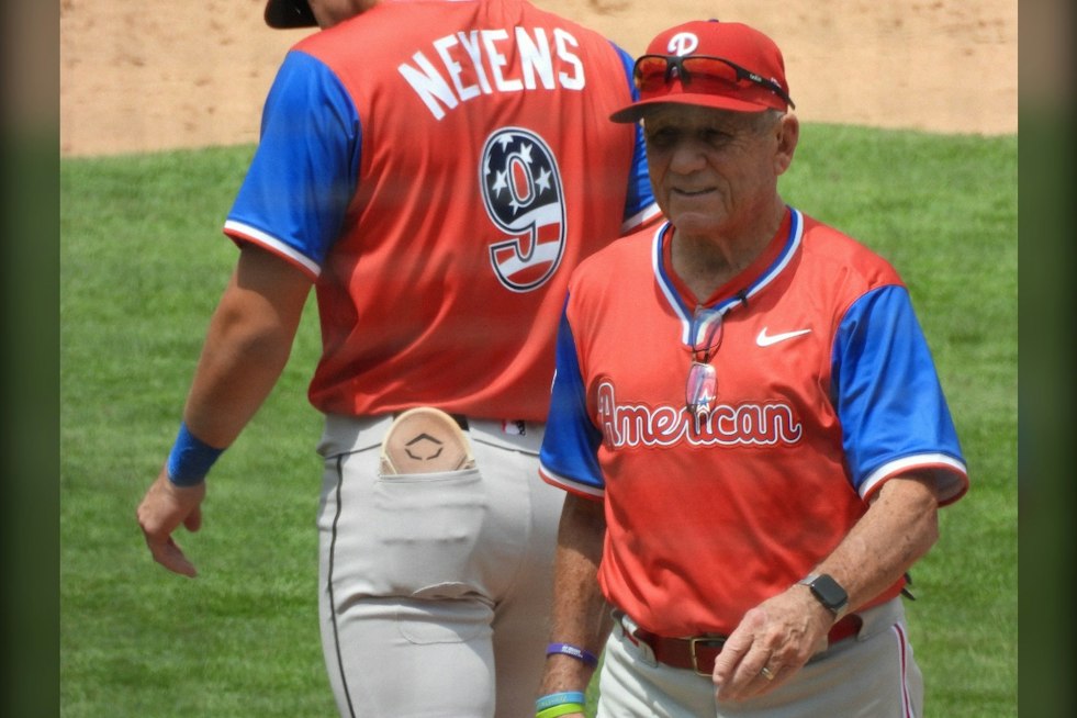 Phillies Legend Larry Bowa to Headline Penn State Brandywine Turf Field Fundraiser