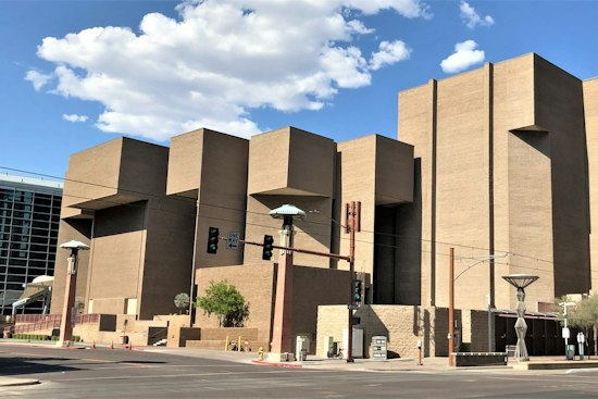 Phoenix Nonprofit Marks 63 Years as Autumn Soiree Funds Services for 300