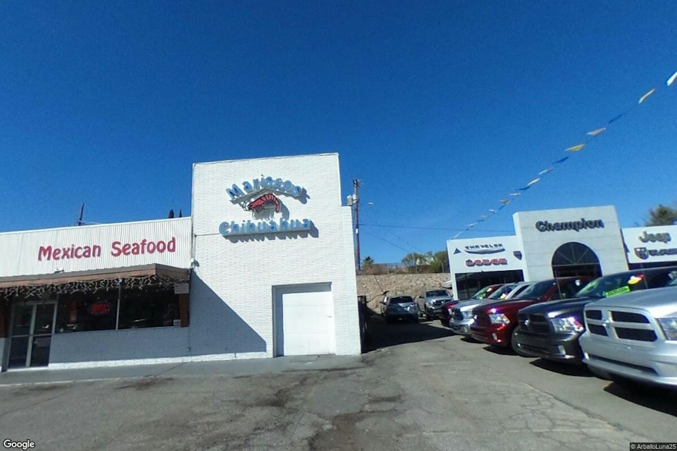 Phoenix Restaurant 15 Salsas Becomes City's First to Earn Mexico's Sello M