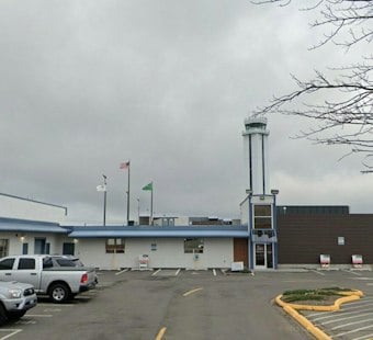 Pilot Dies in Small Plane Crash at Everett's Paine Field