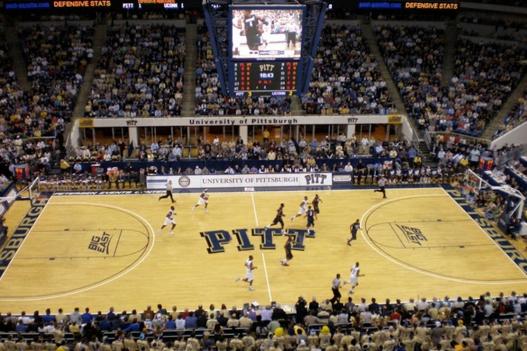 Pitt Hoops Puts Gecko Robotics Patch on Jerseys in First-Ever Deal