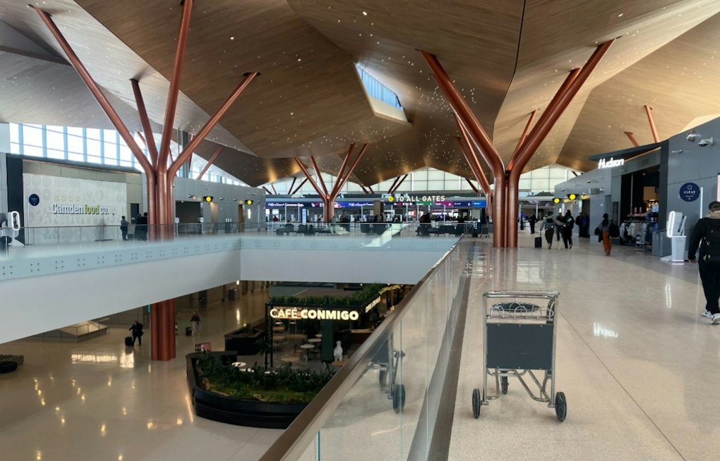 Pittsburgh Airport Adds Florida Flights as Breeze, Allegiant Expand Routes