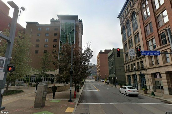 Pittsburgh Crash on Boulevard of the Allies Leaves Man Critical, Trapped in Wreckage