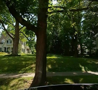 Pittsford Deputies Hunt Two Suspects in Columbia Sportswear Theft Case