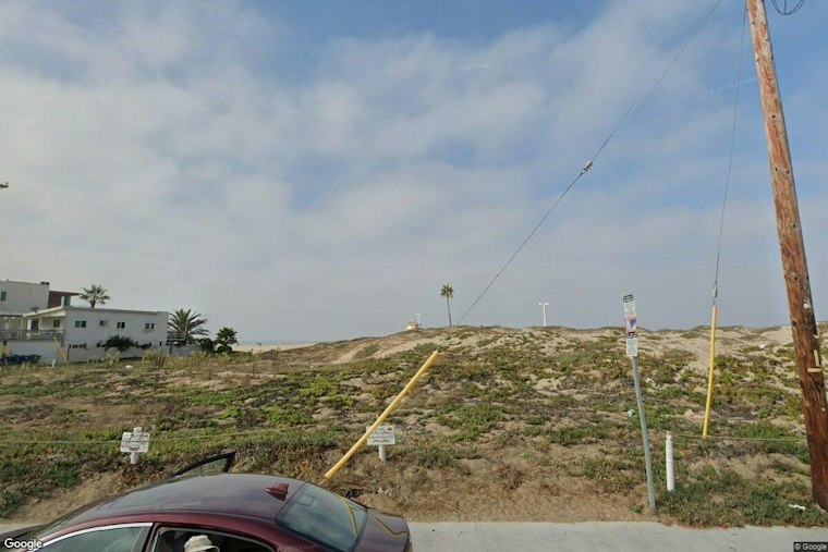 Playa del Rey Swimmer Pulled Out to Sea Dies as Monster Surf Pounds SoCal