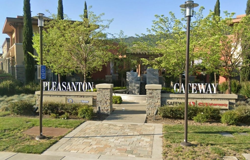 Pleasanton Safeway Shopping Center Sells for $79.1 Million, Below Assessed Value