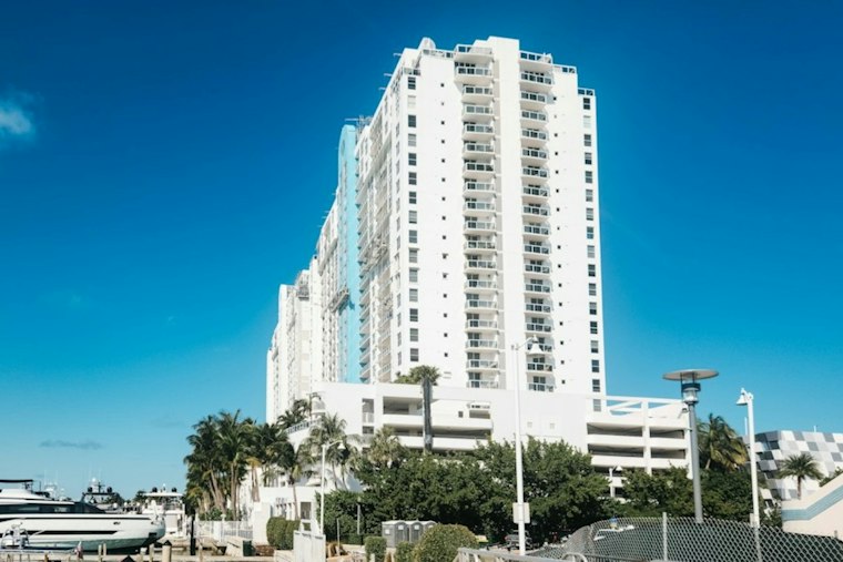 Pompano Beach Board Recommends Rezoning for 347-Unit Modera Project