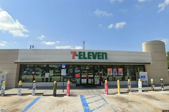 Pompano Beach Man, 30, Nabbed on I-95 After Stolen SUV Spotted at 7-Eleven