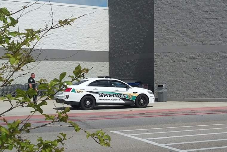 Port Charlotte Deputies Find Mother, Four Kids Under Tarp, Pay for Hotel