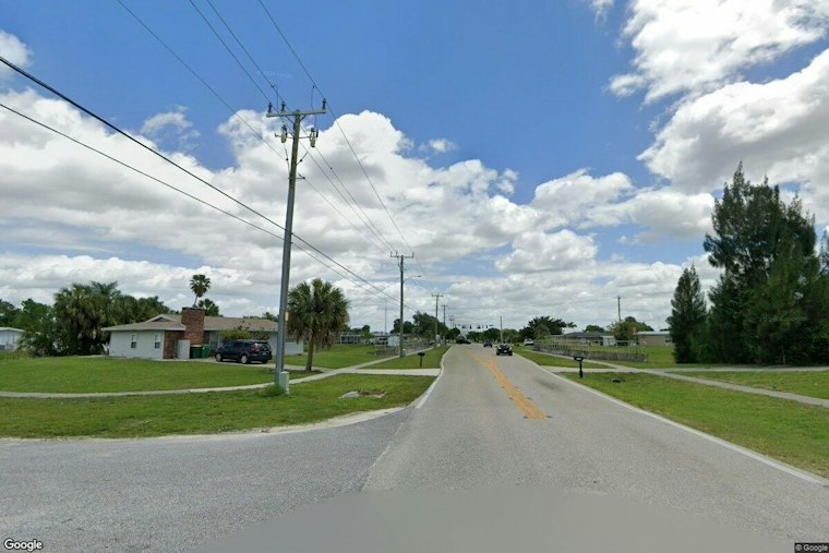 Port Charlotte Deputies Order Shelter in Place During Standoff With Barricaded Man on Starlite Lane