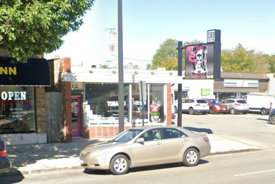 Portage Park Smoke Shop Shooting Leaves 34-Year-Old Man Dead, Gunman Flees