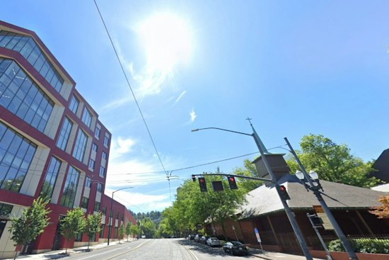 Portland Poised for Warm Weekend as Dry Streak Grips PDX