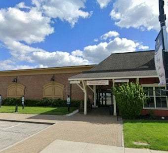 Powell Weighs Two Visions for Village Green as New Shops Reshape Downtown