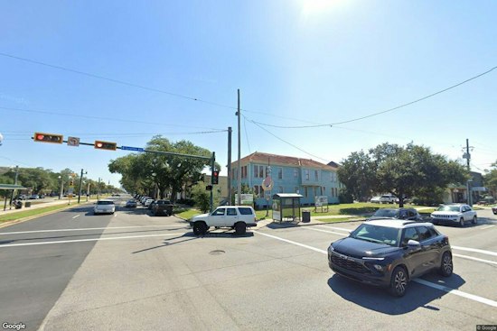 Power Outage Affects 4,000 in Mid-City, Navarre During Isaias