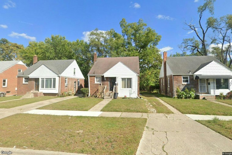 Pregnant Woman Stabbed in Royal Oak Township Dispute, Man Caught 35 Miles Away