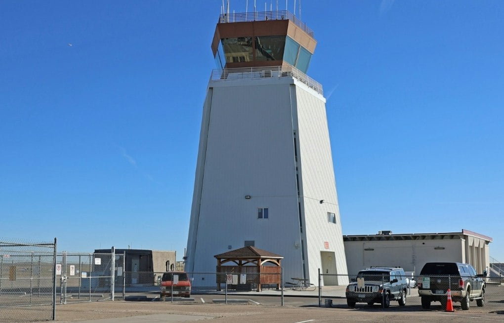 Pueblo Air Traffic Controller Paramotors Himself to Work Once a Week