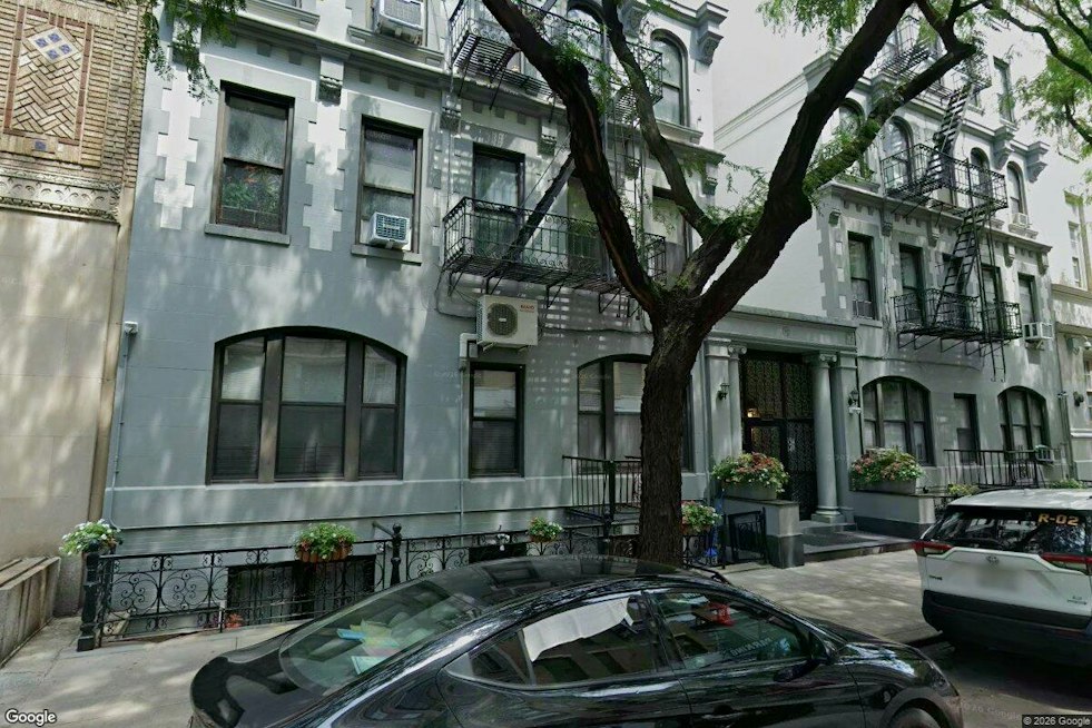 Queens Woman Paid Neighbor's Con Edison Bill for 10 Years, Still Owed Thousands