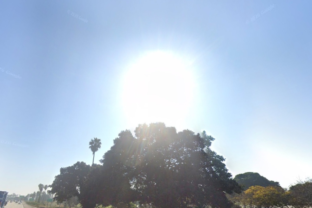 Rain Taps Out in San Diego as Weekend Warm-Up, High Tides Roll In