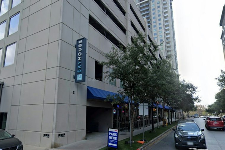 Rainey Street Tower Residents Climb 22 Flights After Months of Broken Elevators