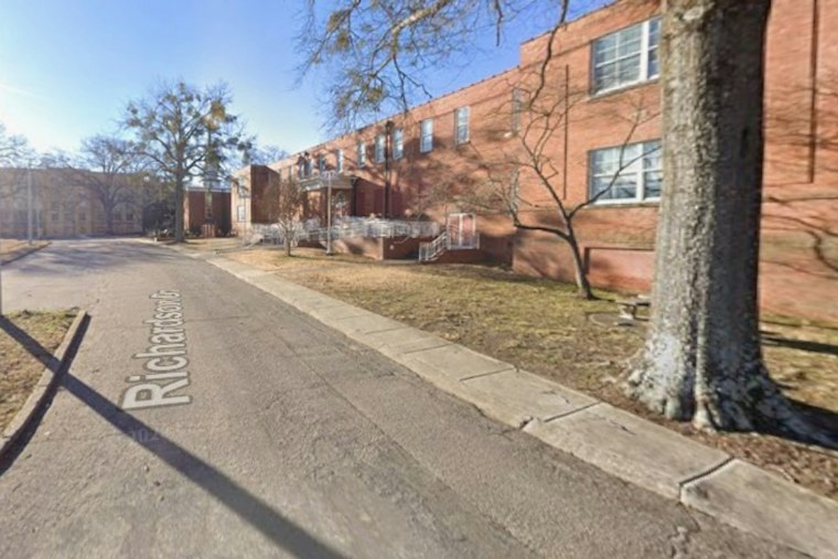 Raleigh's Dix Park Grows a 23-Foot Steel Tree With 23 Basketball Hoops