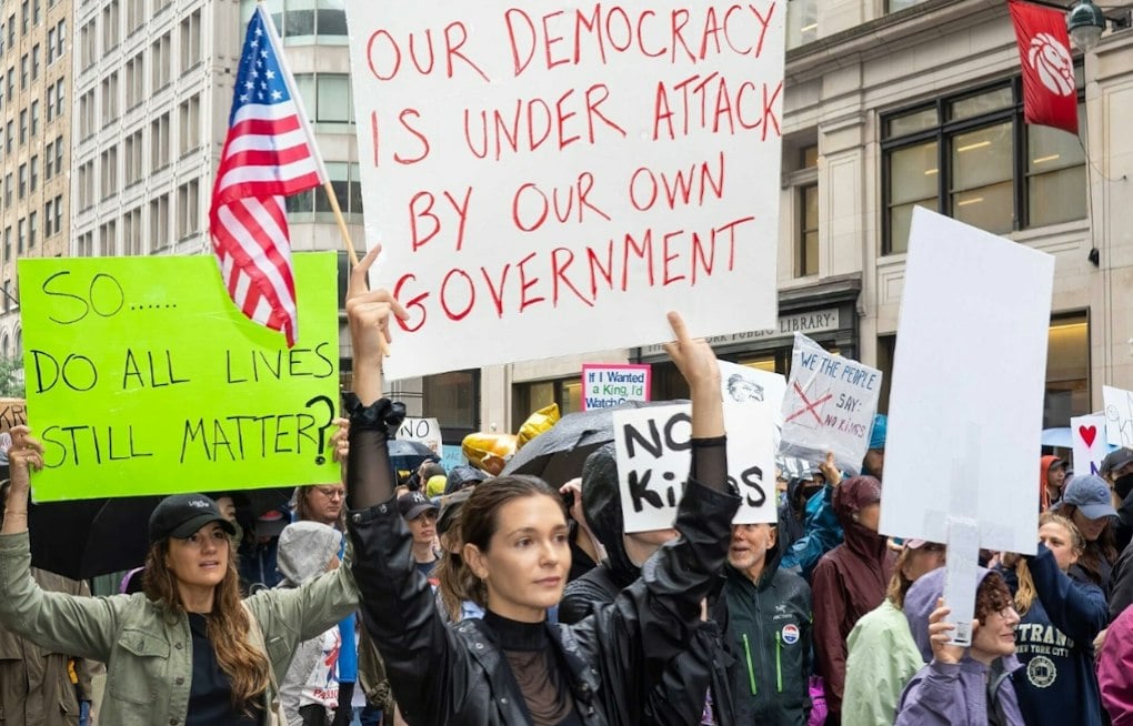 Raleigh's 'No Kings' Rallies Trade Protest Signs for Early-Voting Push