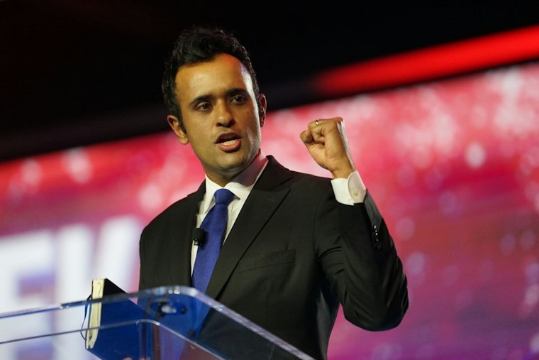 Ramaswamy Pitches $120M Ohio Campaign With Data-Center Rules and Tax Cuts