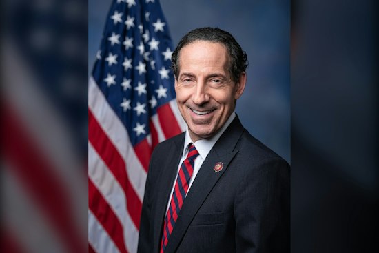 Raskin Bill Would Enshrine Trump's D.C. Banners and Warning Signs in Smithsonian