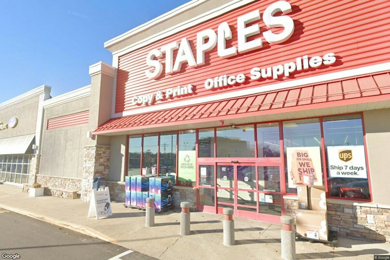 Reading's First Trader Joe's Opens Today, Replacing Old Staples Off Route 128