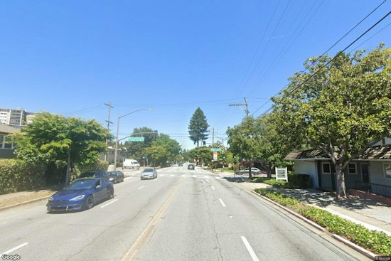 Redwood City Bus Boarding-Island Project Advances