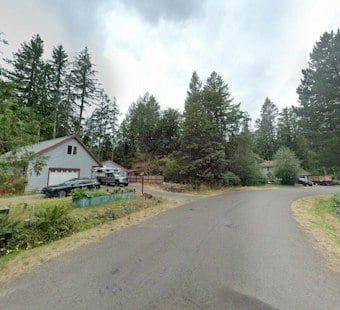Rhododendron Stabbing Leaves Man Hospitalized, Girlfriend Held on $250K Bail