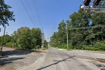 Richmond Police Shut Down Gravel Pit Road While Hunting For Mystery Man In Woods