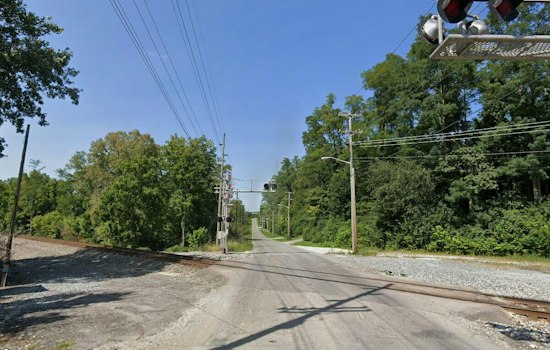 Richmond Police Shut Down Gravel Pit Road While Hunting For Mystery Man In Woods