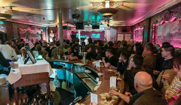River North's Tiny New Tini Bar Pours Frozen Martinis From The Ceiling