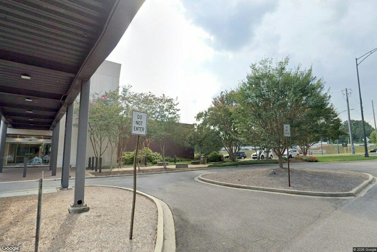 Riverchase Galleria Locked Down After Food Court Shots, Casualty Reports Clash