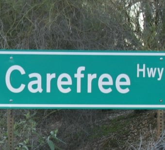 Rock-Throwing Suspect Damages 5 Cars on Carefree Highway, Flees Into Desert