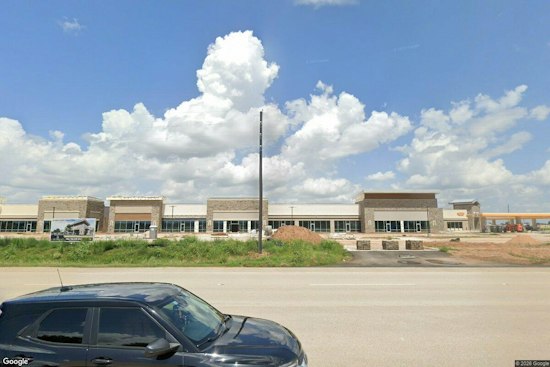 Rolled Ice Cream Chain Roll Me Up Scoops Up New Sugar Land Storefront
