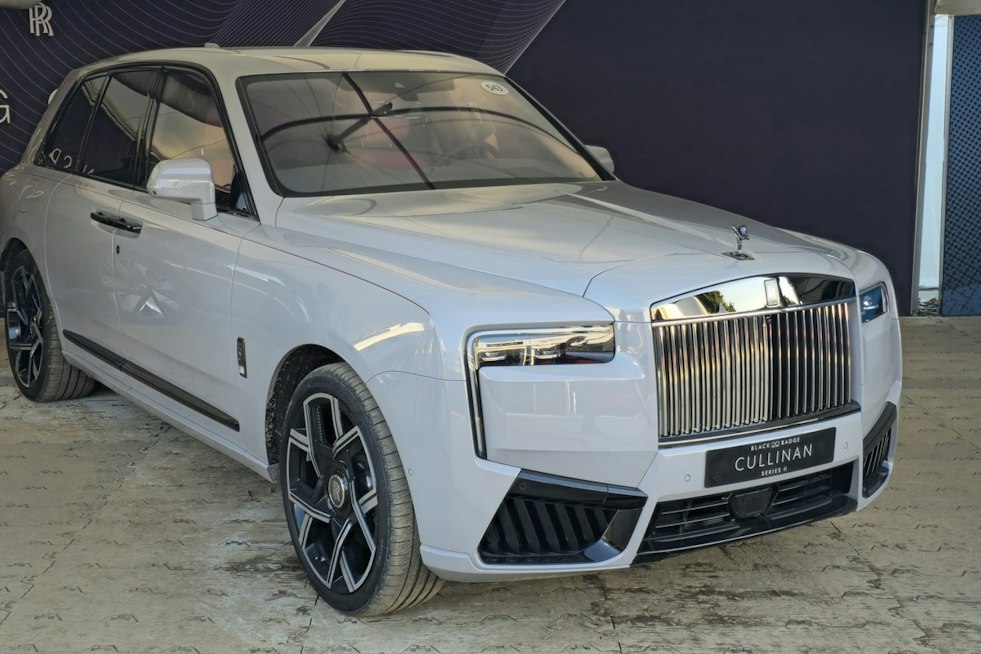 Rolls-Royce Debuts Hidden Speakeasy Lounge in Beverly Hills, $603K Cullinan on Display