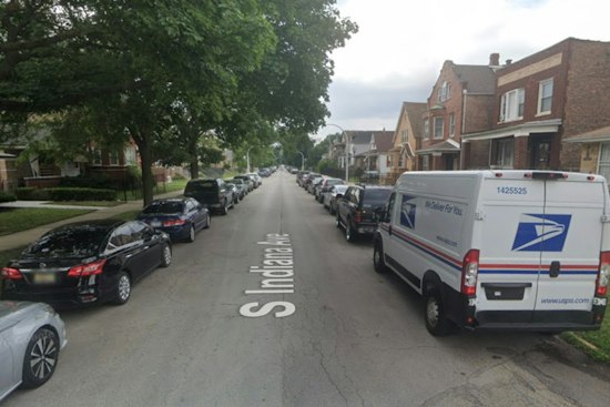 Roseland Woman, 34, Dies in House Fire on South Indiana Avenue