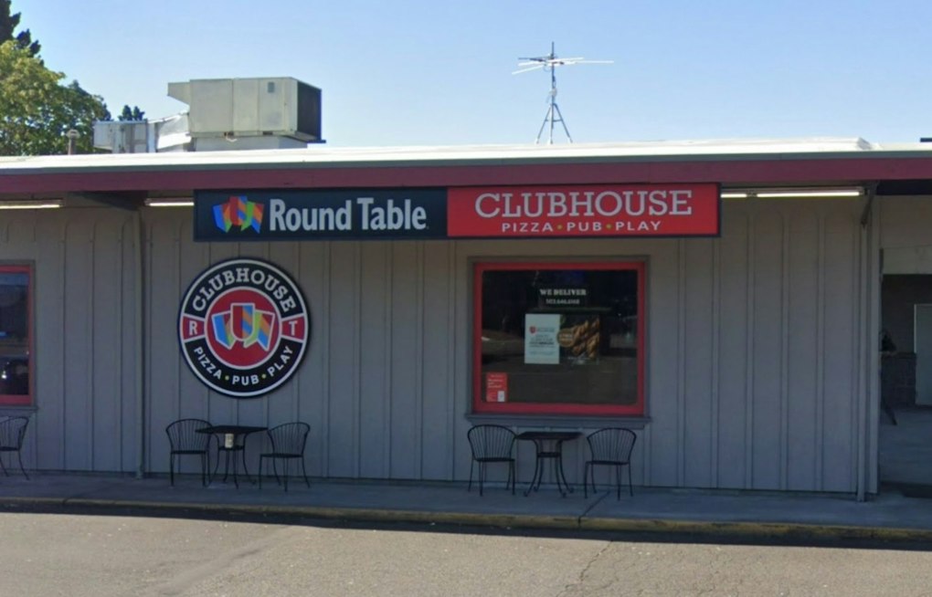 Round Table Pizza Set to Reopen in Napa at Former Starbucks Spot on Trancas
