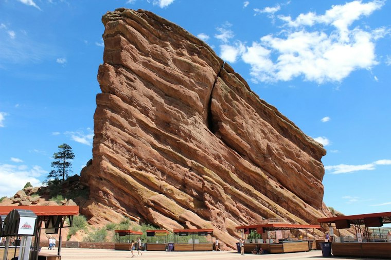 Run The Rocks Returns to Red Rocks Oct. 11, Racers Face 193 Stairs for Lung Cancer Cause