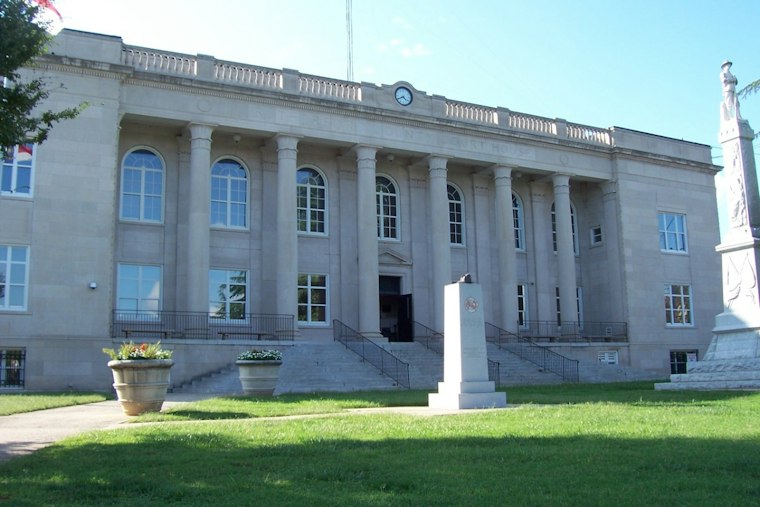 Rutherford County Middle School Teacher Jailed, Accused of Sending Explicit Video to Student