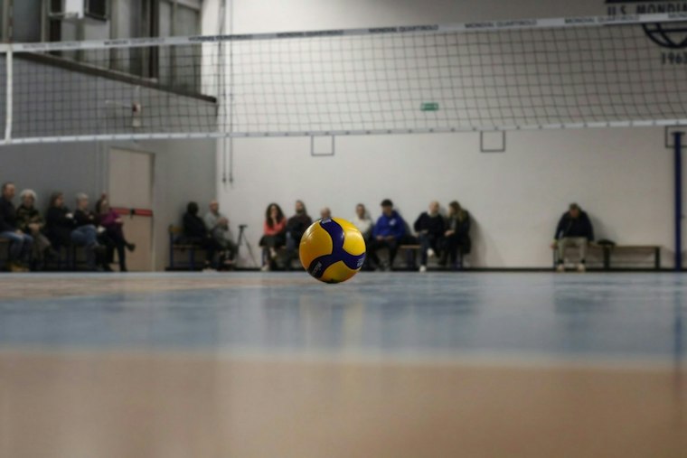 Sacramento Parents Say Male Volleyball Player Harassed Girls, School Did Little