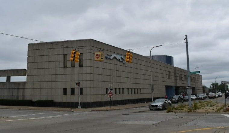 Saginaw Man With 100-Plus Police Run-Ins Found With Knife at Detroit Bus Station