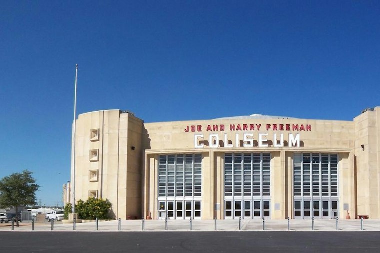 San Antonio Auto and Truck Show Rolls Into Freeman Coliseum With Free Parking, Zoo Animals