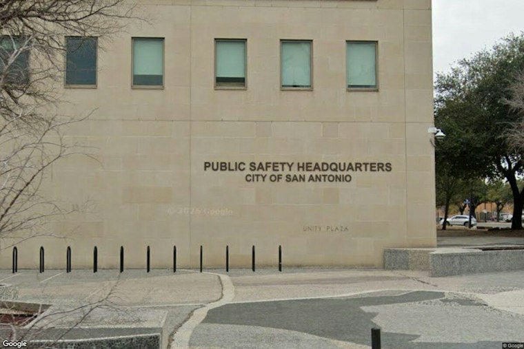 San Antonio Officer, 25 Years on Force, Charged With Firing Gun in Parking Spat