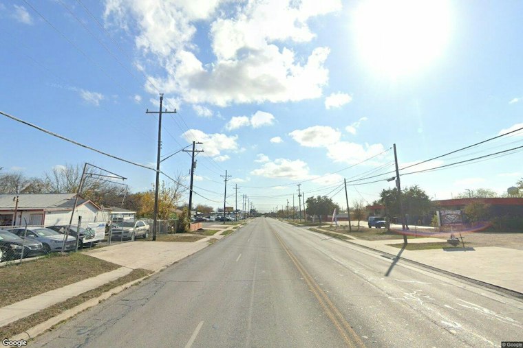 San Antonio Police Hunt Man Who Fled Officers Near Commercial Avenue