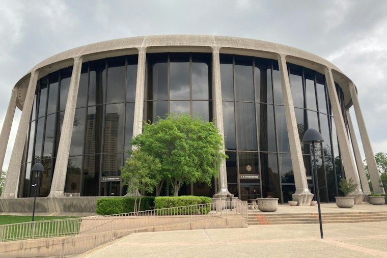 San Antonio Prosecutors File 30 Federal Gun Cases Targeting 'Worst of the Worst'